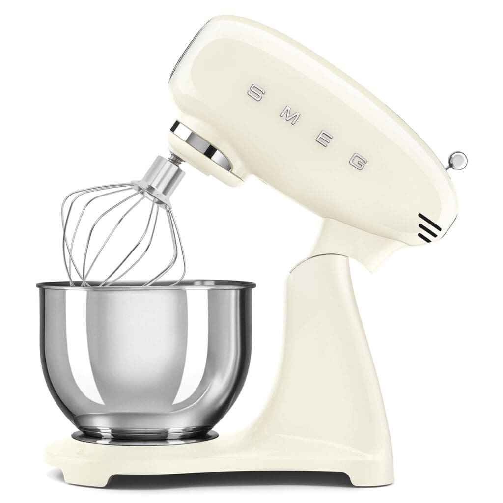 Smeg kuhinjski robot SMF05CREU, bež