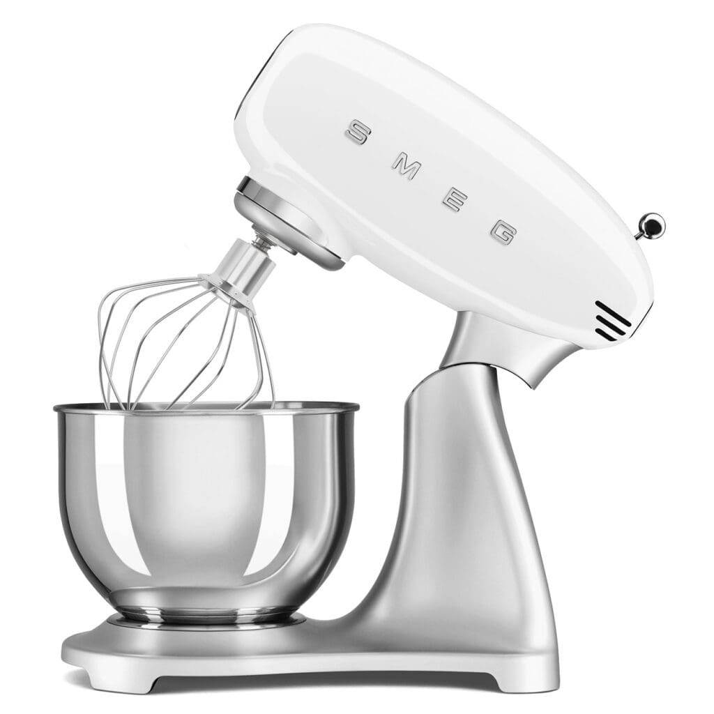 Smeg kuhinjski robot SMF04WHEU, bijela