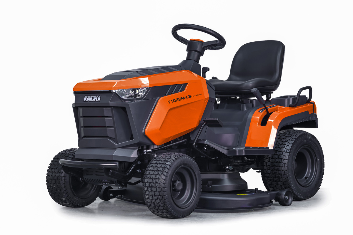 ADK traktorska kosilica T108SM-L3 - Loncin motor 452 cm³ / radna širina 108 cm / snaga 12,5 KS