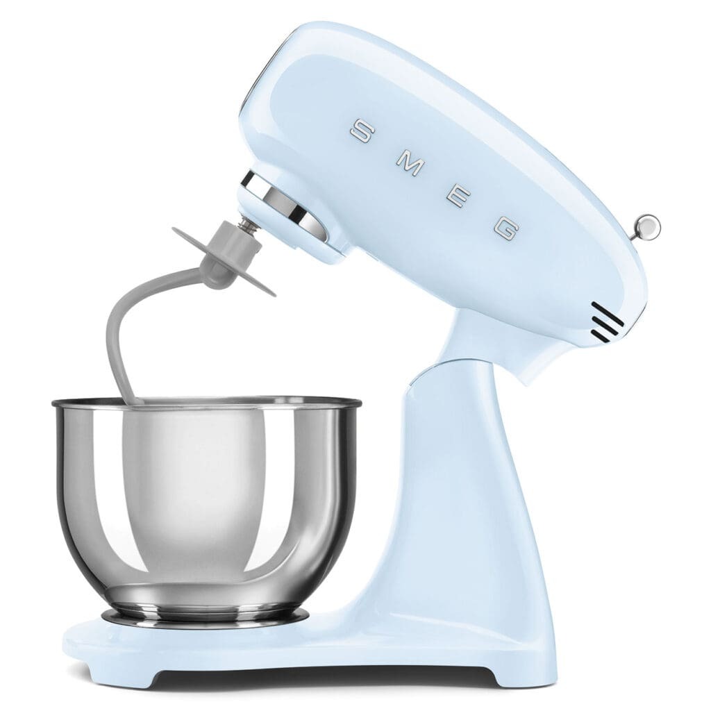 Smeg kuhinjski robot SMF05PBEU, pastelno plavi
