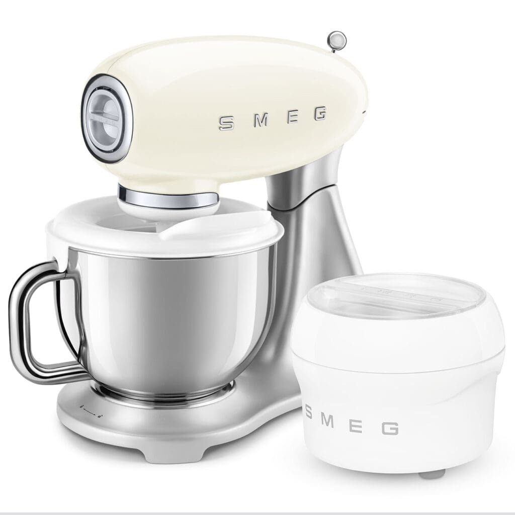 Smeg kuhinjski robot SMF04CREU, krem