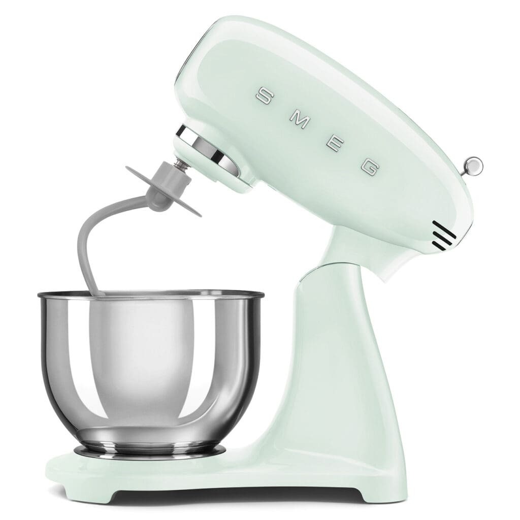 Smeg kuhinjski robot SMF05PGEU, pastelno zeleni