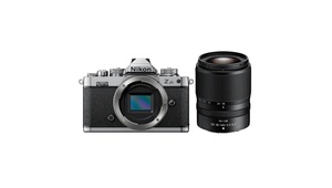 Nikon Z fc Silver + 18-140 VR Kit