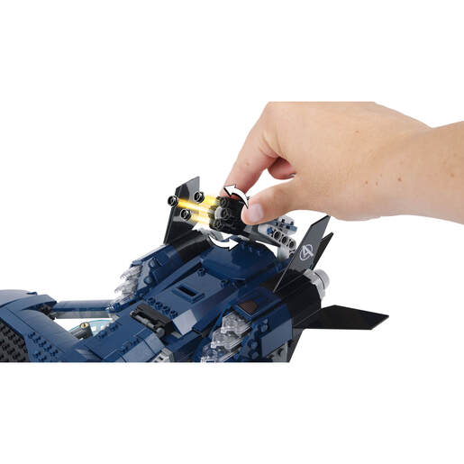 LEGO 76126  Avengers Ultimate Quinjet