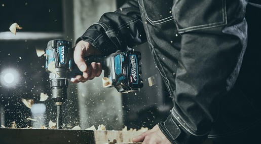 Makita akumulatorska bušilica-odvijač XGT DF001GD201 (40Vmax, Li-ion, 2x2.5Ah) brushless motor