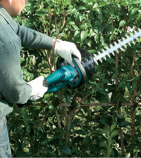 Makita akumulatorske škare za živicu 18V, 480mm - SAMO ALAT