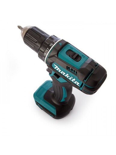 Makita akumulatorska bušilica-izvijač DDF482RFE3B (18V,3.0Ah,Li-ion), 2 baterije, kofer, punjač -Black Edition