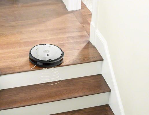 iRobot robotski usisavač Roomba 697