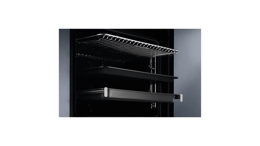 Electrolux pećnica EOE7P31X