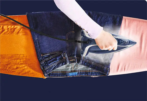 TEFAL pegla na paru FV6872E0; 2800 W; Smart Protect Plus; 270 ml; Automatsko isključivanje