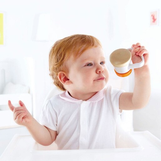 Hape Drvena zvečka/čegrtaljka za razvijanje motorike i čula za mališane