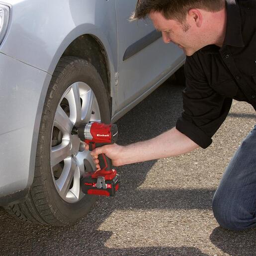 Einhell akumulatorski udarni odvijač TE-CW 18 Li BL- SOLO PXC, bez baterije i punjača (18V, 215 Nm, Brushless motor) i PXC-Starter-Kit 18V 2,5Ah