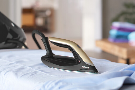 PHILIPS parna stanica PSG8140/80 2700 W, 8.5 bara