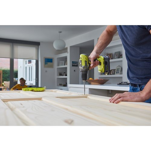 RYOBI AKU BUŠILICA-ODVIJAČ R18DD3-252S