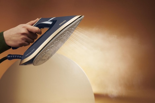 PHILIPS parna stanica PSG6066/20 2400 W, 8 bara