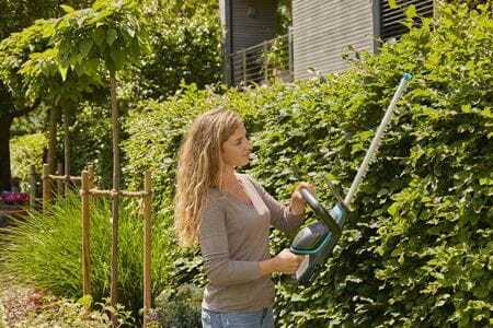 GARDENA akumulatorske makaze za živicu ComfortCut 50/18V-P