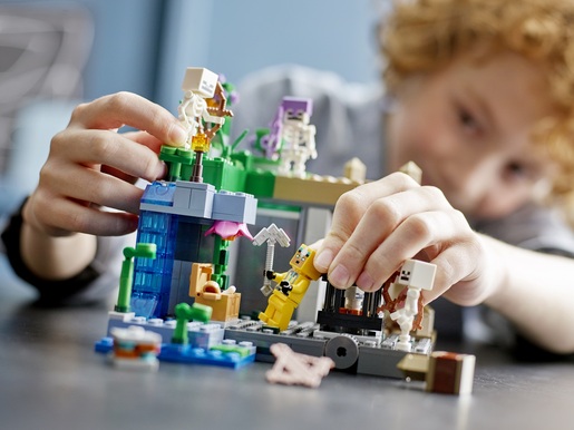 LEGO 21189 Minecraft Tamnica kostura