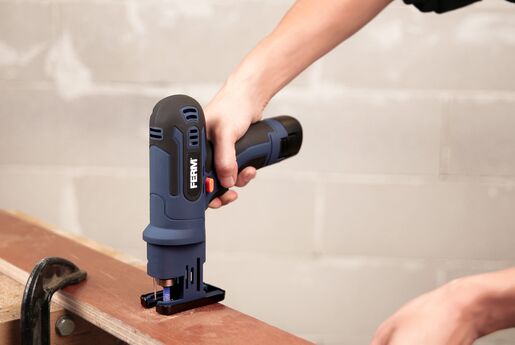 Ferm akumulatorska ubodna pila JSM1026 / 12V, 1.5Ah