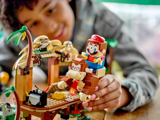 LEGO 71424 LEGO Super Mario Kućica na drvetu Donkeyja Konga – proširena staza