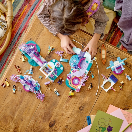 LEGO 43215 LEGO Disney Princess Začarana kućica na drvetu