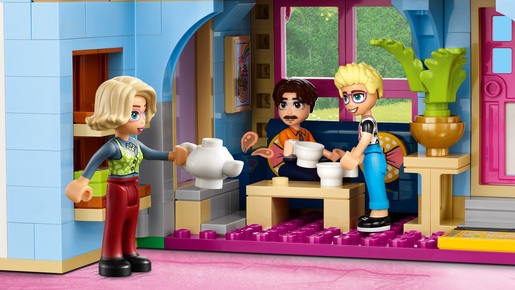 LEGO Friends Porodične kuće Ollyja i Paisley 42620