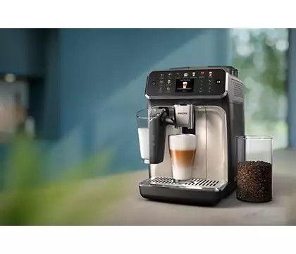 PHILIPS aparat za kafu EP5547\90