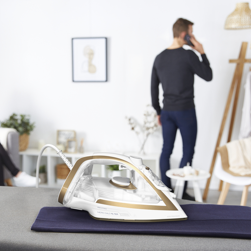 Tefal parna pegla FV8042E0