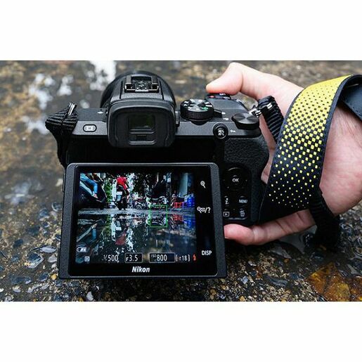 Nikon Z 50 + NIKKOR Z DX 18-140 VR