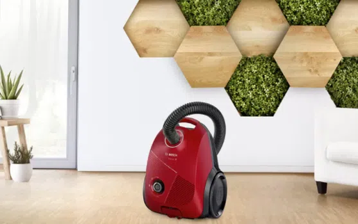 BOSCH usisivač BGLS2RD1 s vrećicom; 600 W