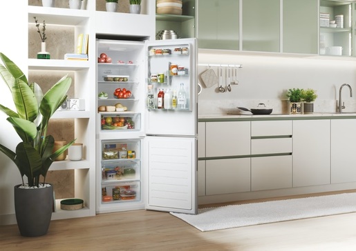 Candy frižider CCE3T618ES