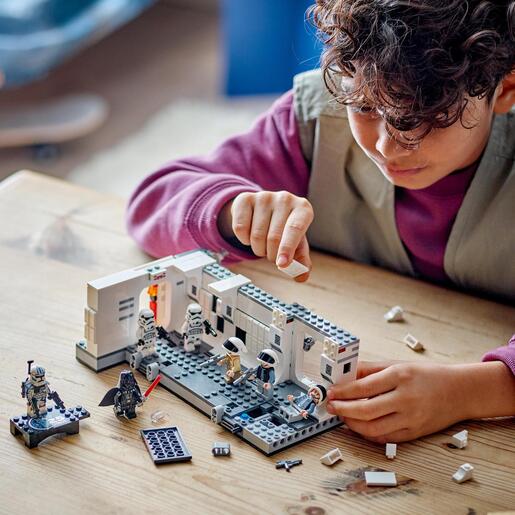 LEGO Ukrcavanje na Tantive IV™ 75387