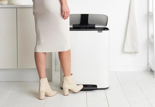 Brabantia Bo Pedal kanta za smeće na pedalu 60l, bijela 211300