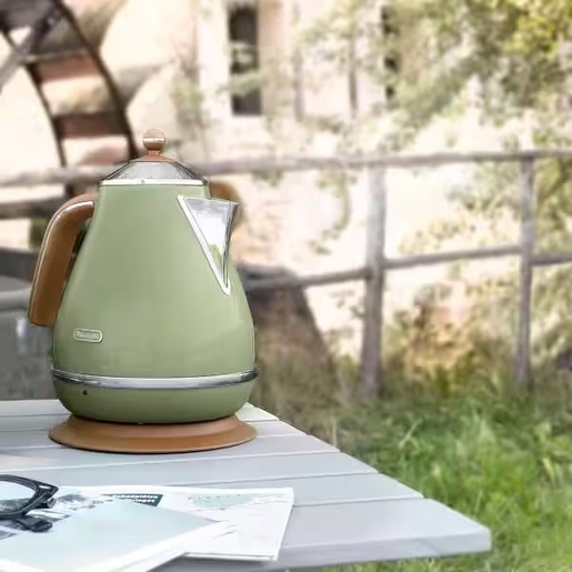 DeLonghi kuhalo za vodu KBOV2001.GR Icona Vintage zeleno 2000 W