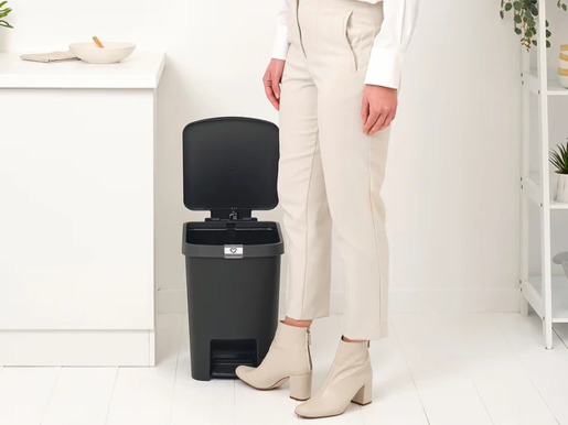 Brabantia Stepup Pedal kanta za smeće 25l, tamno siva 800269