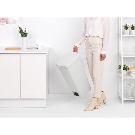 Brabantia Stepup Pedal kanta za smeće 40l, svijetlo siva 800009