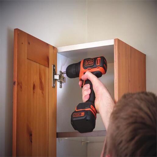 Black & Decker akumulatorska bušilica - odvijač BDCD12