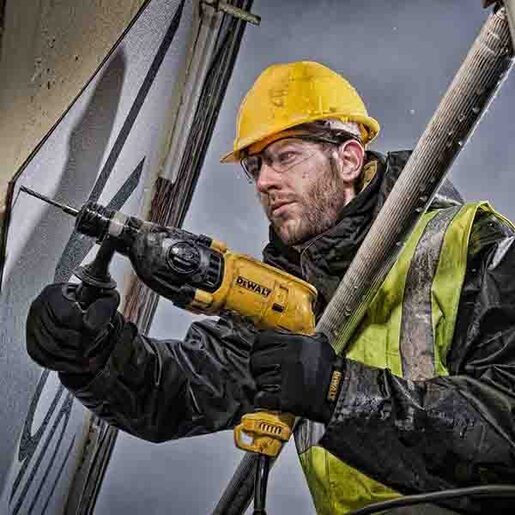 DeWalt bušaći čekić 800W, SDS-plus - D25133K