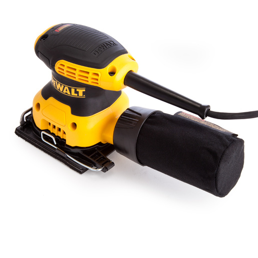 DeWalt vibracijska brusilica 230 W
 - DWE6411