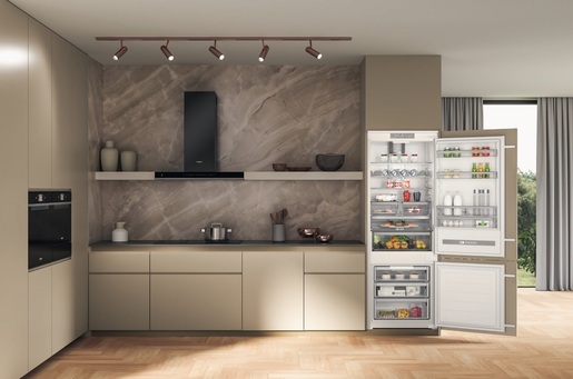 Whirlpool frižider SP40 812 EU 2