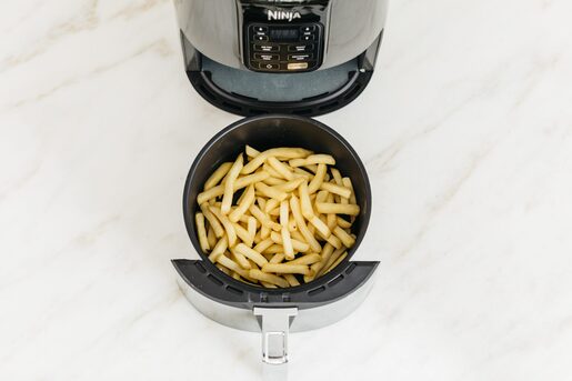 NINJA friteza AF100EU vrući zrak: 1550 W; kapacitet 3.8 L