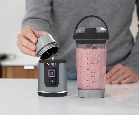 NINJA blender BC151EUBK Blast, crni: bežični, kapacitet 532 mL