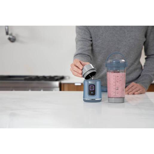 NINJA blender BC151EUNV Blast, plavi: bežični, kapacitet 532 mL