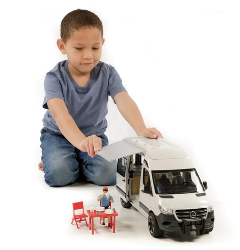Bruder MB Sprinter kamper 2672