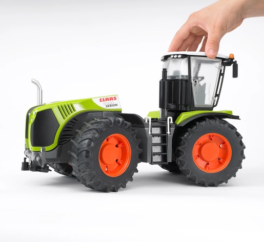 Bruder traktor Claas Xerion 5000 3015