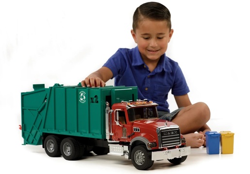 Bruder smećara MACK 2812