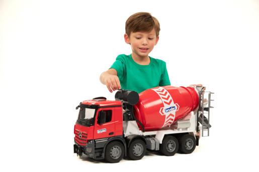 Bruder MB Arocs mješalica za cement 3655