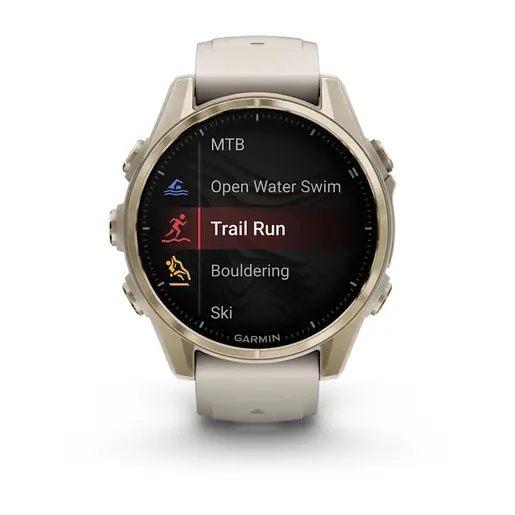 GARMIN Fenix 8 AMOLED Sapphire pametni sat, 43 mm, Sapphire, zlatno/sivi remen, 010-02903-11
