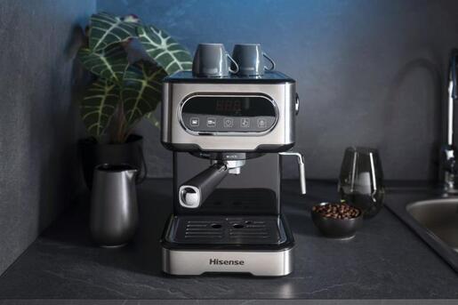 HISENSE aparat za espresso kafu HESCM15DBK, zapremina posude 1,5 L, mljevena kafa, 15 bar