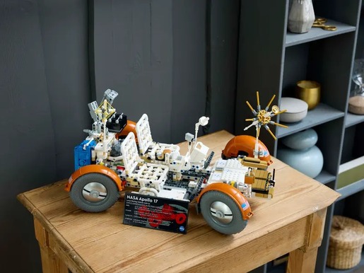 LEGO Technic Lunarno vozilo NASA Apollo 42182