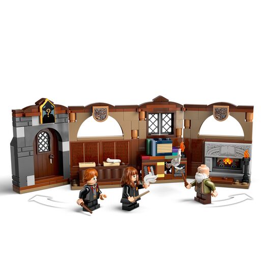 LEGO® Harry Potter TM Dvorac Hogwarts™: sat Čarolija 76442